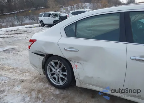 2010 Nissan Maxima 3.5 Sv z USA, uszkodzony, nr VIN 1N4AA5AP3AC849037